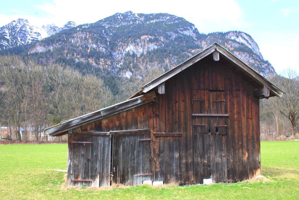 ガルミッシュ・パルテンキルヒェンLandhaus Alpenblickアパートメント 部屋 写真